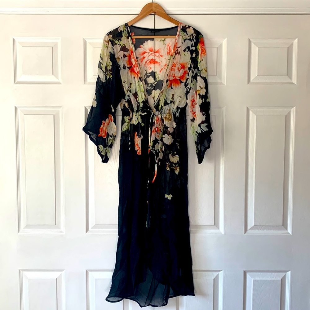 Saachi for Anthropologie floral long kimono style duster with tie closure, XS/S